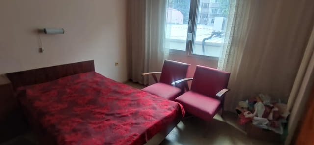 Продавам монолитен апартамент в ЦЕНТЪРА на Асеновград за81000евро-състои се от:спалня, хол , отделна к - снимка 6