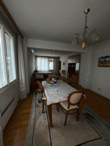 Триетажна къща в Центъра на гр.Свиленград, обл.Хасково, град Свиленград | Къщи / Вили - снимка 7