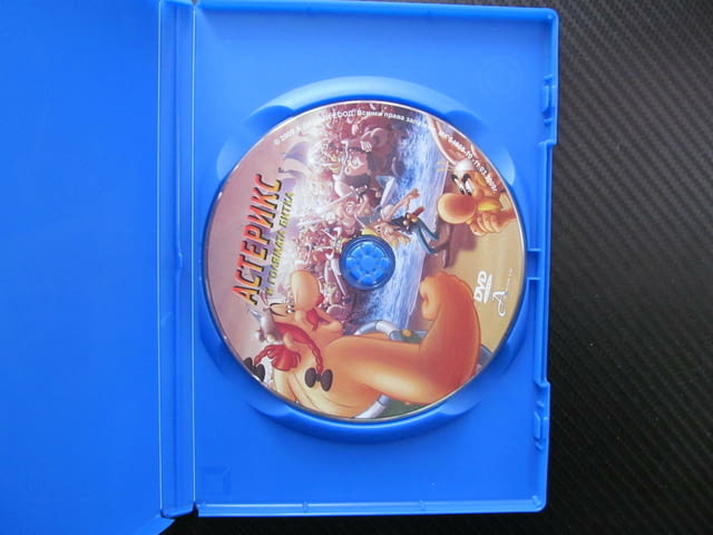 Астерикс 12-те подвига DVD филм галите Юлий Цезар Херкулес героизъм задачи непосилни Обеликс анимаци - снимка 2