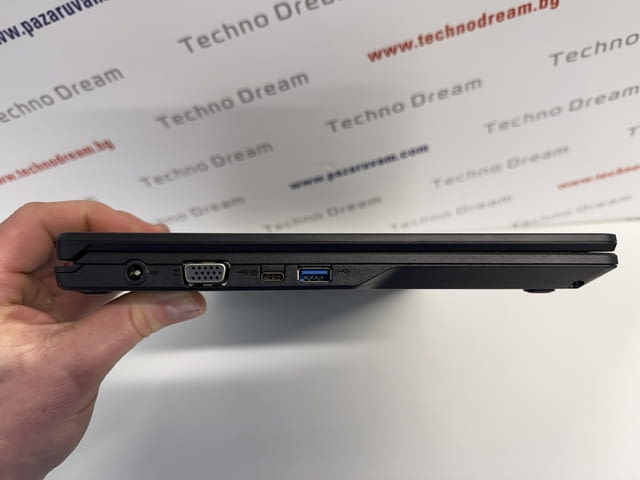 Fujitsu LifeBook E449 - 14" (1920x1080 ) FULL HD / Intel Core i3-8100U / 8GB RAM DDR4 / 256GB SSD / - снимка 3