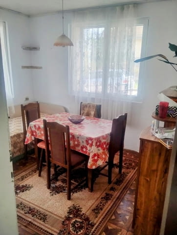 Етаж от къща в кв.Лъджене, гр.Велинград 2-етажна, Тухла, 82 м2 - град Велинград | Къщи / Вили - снимка 7