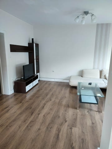 Даваме под наем тристаен апартамент в центъра на Пловдив, град Пловдив | Апартаменти - снимка 2