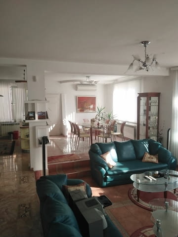 Две Къщи и огромно Барбекю напълно обзаведени в село Трилистник - снимка 4