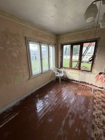 Къща в село Поройна на тихо и спокойно място 1-етажна, Гредоред, 205 м2 - село Поройна | Къщи / Вили - снимка 9