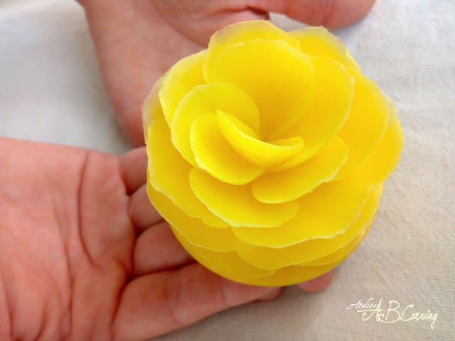 Декоративен сапун с форма на цвете бегония, уникален подарък за всеки повод - снимка 2