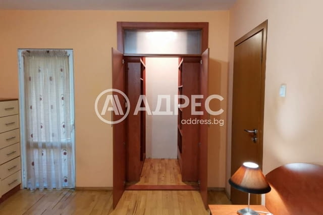 Просторен тристаен апартамент под наем - на 800 м от парка на гр. Сандански - снимка 5