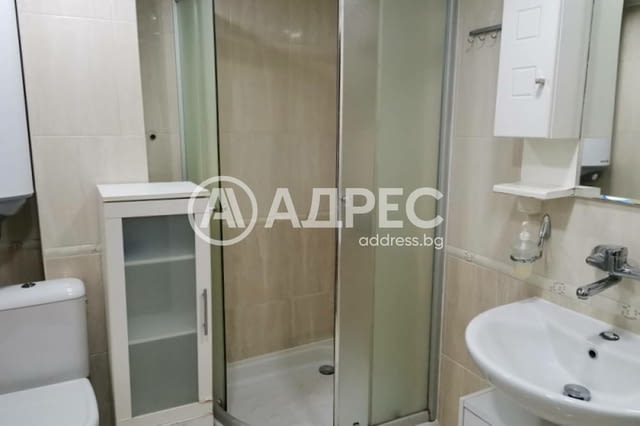 Просторен тристаен апартамент под наем - на 800 м от парка на гр. Сандански - снимка 10