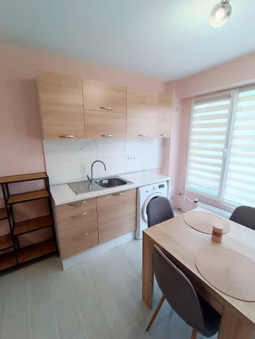 Давам под наем двустаен апартамент в гр. Перник кв. Изток, city of Pernik - снимка 4