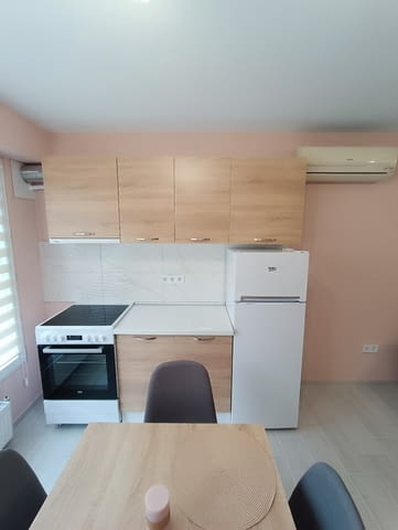 Давам под наем двустаен апартамент в гр. Перник кв. Изток, city of Pernik - снимка 5