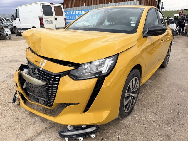 Peugeot 208 1.2 PureTech, двигател HNE, 101 кс., 6 ск., 2024г., 40000 км., евро 6D, Пежо 208 1.2 Pur - снимка 1