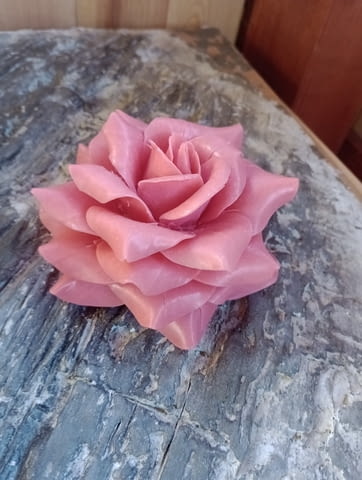 Декоративен ароматен сапун Роза, ръчно изработен, подарък за 8ми март и други поводи - снимка 2