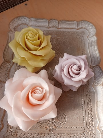 Декоративен ароматен сапун Роза, ръчно изработен, подарък за 8ми март и други поводи - снимка 6