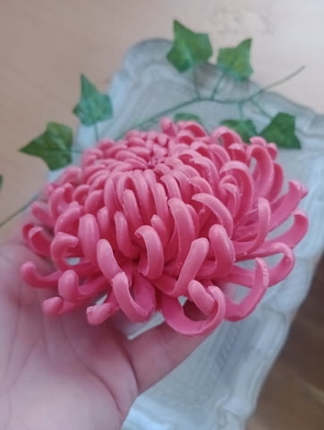 Декоративен сапун хризантема, ръчна изработка с внимание към детайла, подарък за 8ми март - снимка 4