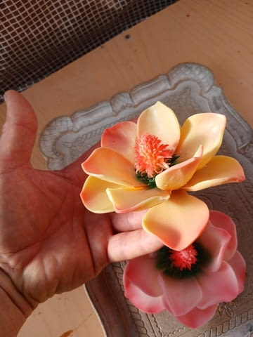 Ксклузивен декоративен сапун ‘Магнолия’, ръчно изваян с нож без използване на молдове. - снимка 5