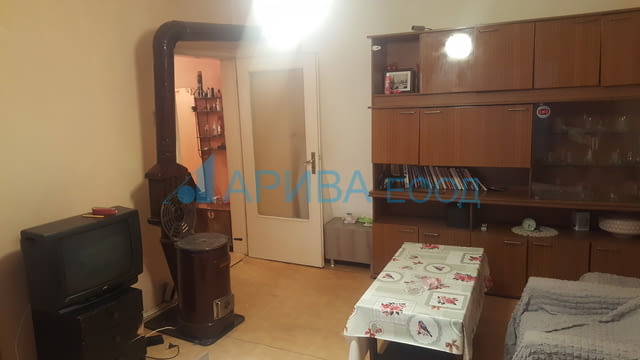 Гарсониера в саниран блок Червена стена Studio, 43 m2, Panel - city of Haskovo | Apartments - снимка 1