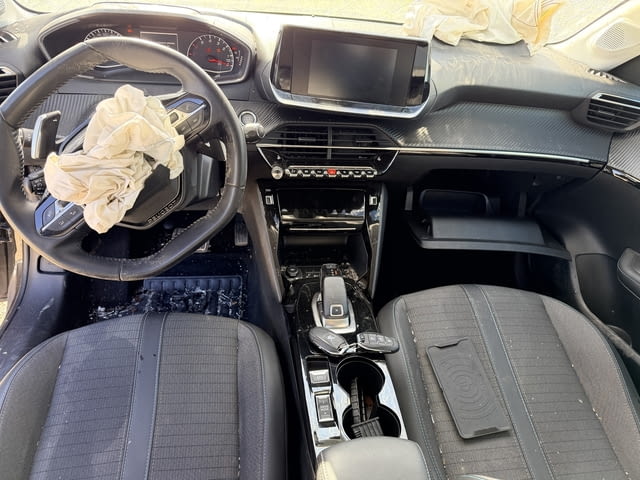 Peugeot 208 1.2 PureTech, двигател HNK, 101 кс., ск. Кутия - автоматик 8 ск. 20GTBB, 2022г., 27000 к - снимка 8