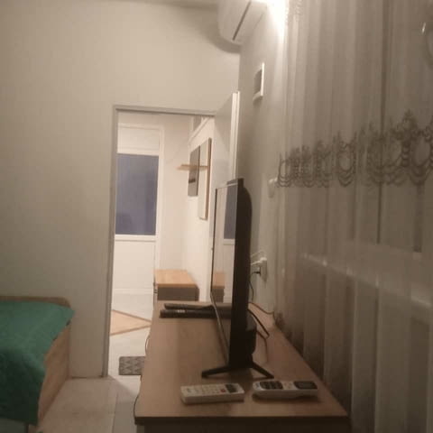 Даваме под наем двустаен апартамент в центъра на Пловдив, city of Plovdiv - снимка 2