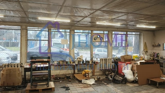 Ексклузивен търговски обект в кв. Левски - град Варна | Складове - снимка 3