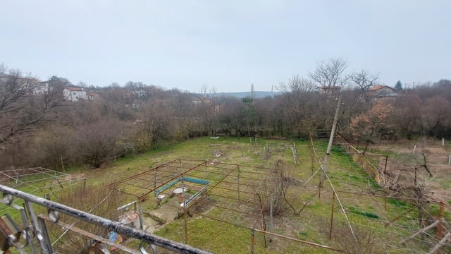 Парцел с вила в кв. Изгрев, гр. Хасково Тухла, 36 м2 - град Хасково | Къщи / Вили - снимка 8