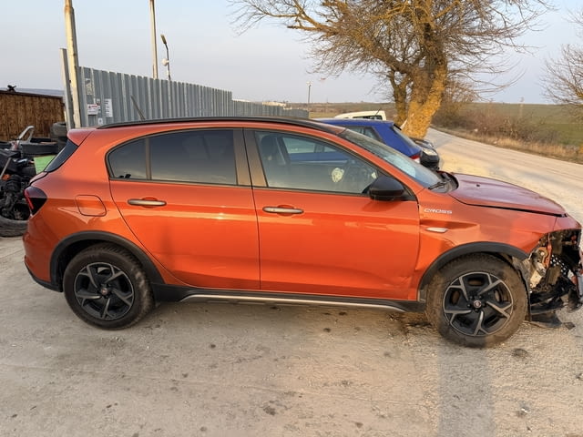 Fiat Tipo City Cross 1.0 TGDI 100 кс., двигател 55282151 / HXN1A, скоростна кутия 46347503 5 ск., 40 - снимка 4