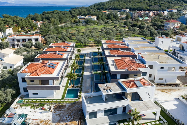 Ваканционен имот на остров Тасос 2-етажна, Тухла, 106 м2 - град Хасково | Къщи / Вили - снимка 4