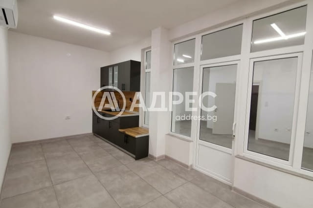 Атрактивен нов офис под наем в ЦГЧ - Сандански 1-bedroom, 62 m2, Brick - city of Sandanski | Offices - снимка 1