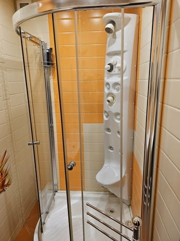 Давам под наем Тристаен апартамент -в гр. Варна - близо до Медицински Университет, Червен площад , Ч - снимка 9