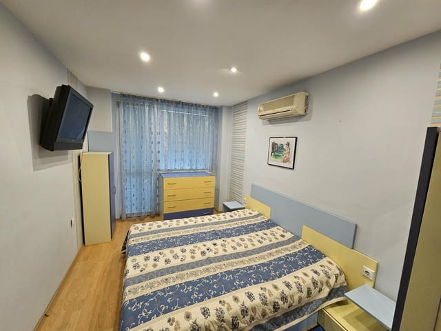 Давам под наем Тристаен апартамент -в гр. Варна - близо до Медицински Университет, Червен площад , Ч - снимка 11