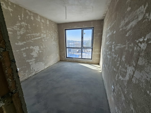 Продавам нова къща с 3 спални в м-т Траката във Варна. С АКТ 16! Къщата е с РЗП от 139 кв.м и разпол - снимка 12