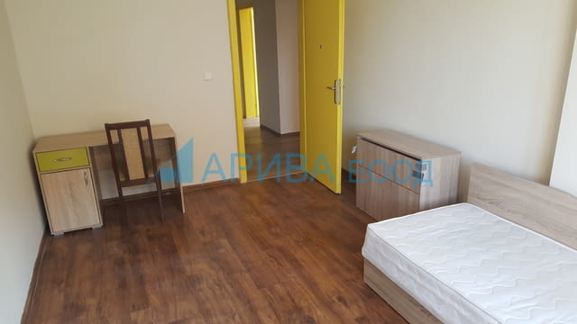 Тристаен апартамент в под наем в център Хасково 3-стаен, 90 м2, Тухла - град Хасково | Апартаменти - снимка 6