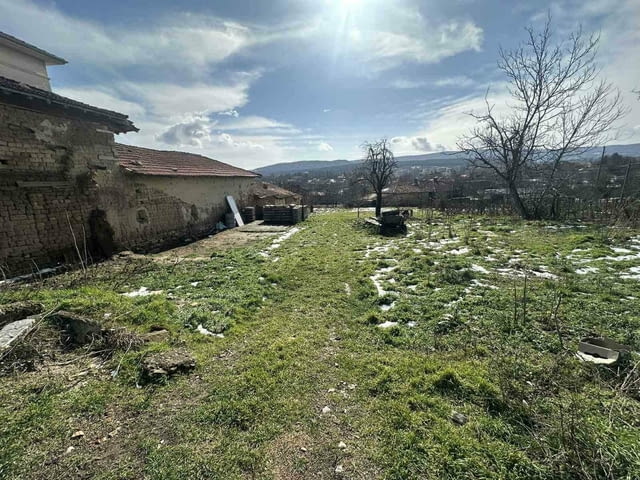 Парцел/ Упи в град Смядово, област Шумен 921 m2 - city of Smyadovo | Land - снимка 2