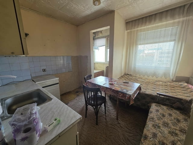 Тристаен апартамент в широк център, гр.Хасково 3-стаен, 81 м2, Панел - град Хасково | Апартаменти - снимка 3