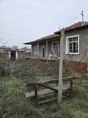 Продаваме къща в с. Долна Махала 1-етажна, Тухла, 500 м2 - село Долна махала | Къщи / Вили - снимка 5