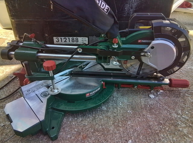 Циркуляр пендула Parkside PKZS 2000 A1 - град Самоков | Машини / Съоръжения - снимка 3