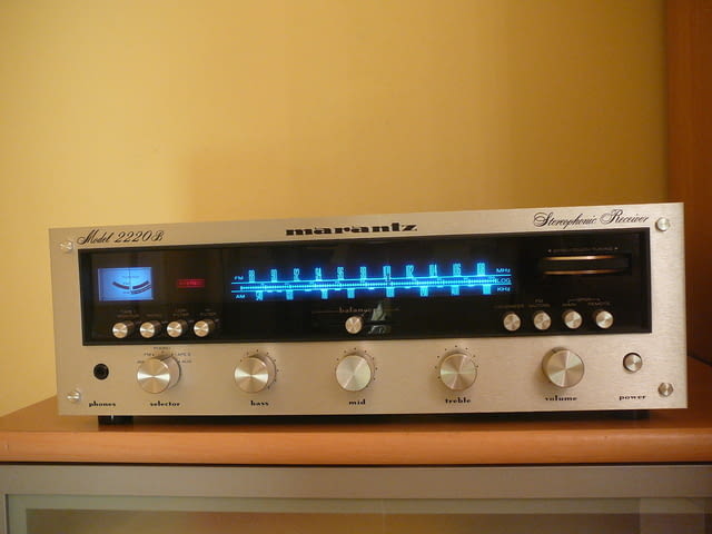 Marantz 2220b - град Пазарджик | Ресийвъри / Усилватели - снимка 1