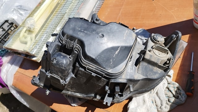 Фар за BMW 3 Series E90 Touring E91 (09.2005 - 06.2008) - десен - снимка 6