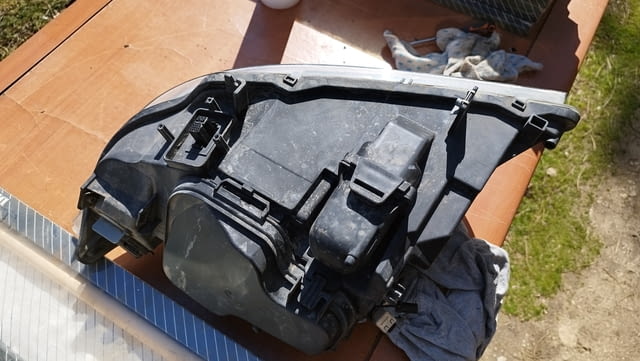 Фар за BMW 3 Series E90 Touring E91 (09.2005 - 06.2008) - десен - снимка 9