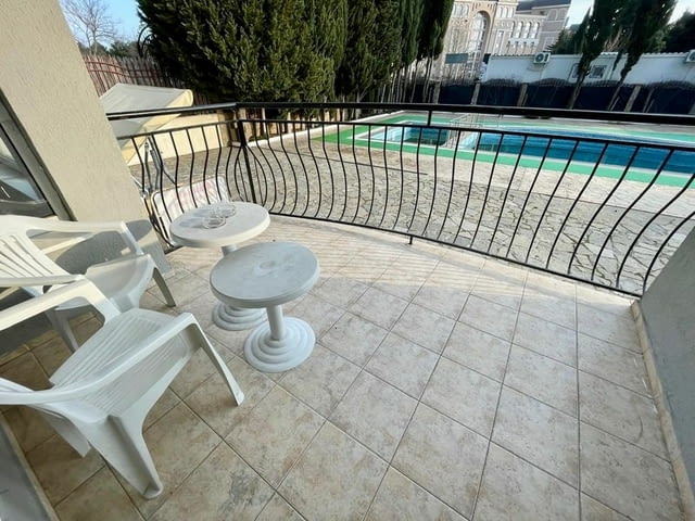 Необзаведен слънчев двустаен в Слънчев бряг, resort Slanchev briag | Apartments - снимка 2