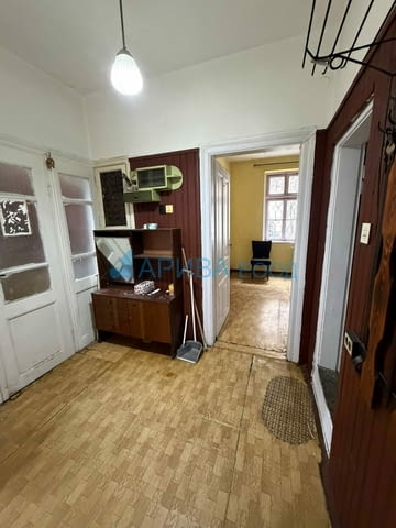 Етаж от къща с двор и механа в Хасково, кв. Училищни, град Хасково | Къщи / Вили - снимка 2