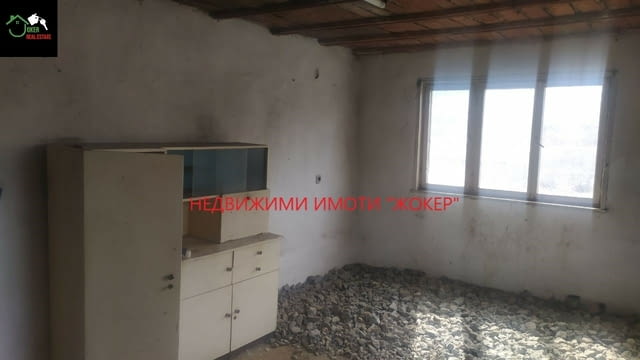 Къща в село Козловец 1-етажна, Тухла, 68 м2 - село Козловец | Къщи / Вили - снимка 8