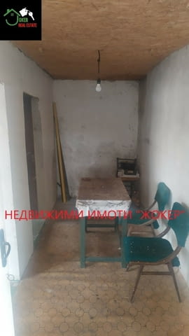 Къща в село Козловец 1-етажна, Тухла, 68 м2 - село Козловец | Къщи / Вили - снимка 9