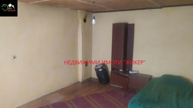 Къща в село Козловец 1-етажна, Тухла, 68 м2 - село Козловец | Къщи / Вили - снимка 12