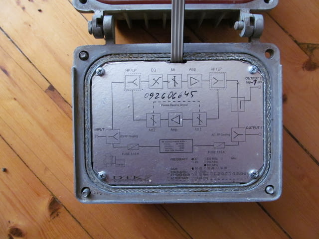 Усилвател за кабелна телевизия херметическа кулия монтаж външен изолиран устойчив кутия телевизор - снимка 4