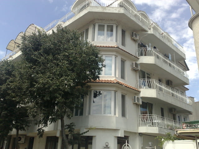 Къща в прегръдката на морето - Поморие Интернет, Климатик, Кабелна телевизия - град Поморие | Почивка на Море - снимка 2