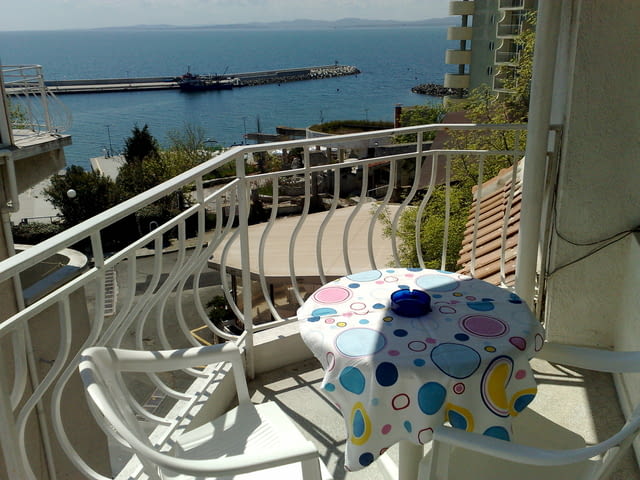 Къща в прегръдката на морето - Поморие Интернет, Климатик, Кабелна телевизия - град Поморие | Почивка на Море - снимка 12