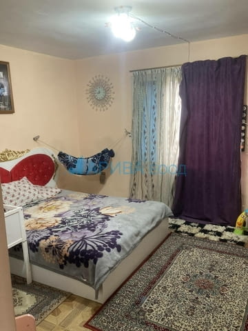 Двуетажна къща с плоча в с. Иваново, община Харманли, село Иваново | Къщи / Вили - снимка 4