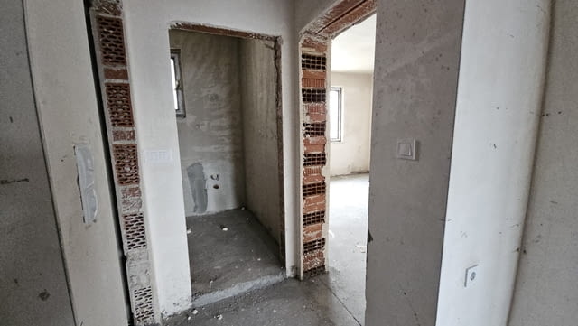 Без комисионна! Голям 3-стаен с опция гараж АКТ 15, city of Plovdiv | Apartments - снимка 8