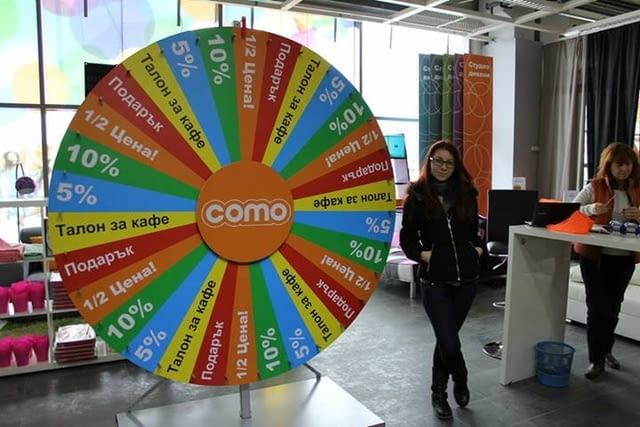 Интериорна реклама, Фототапети, Стелажи и Колело на късмета, град София | Рекламни - снимка 5