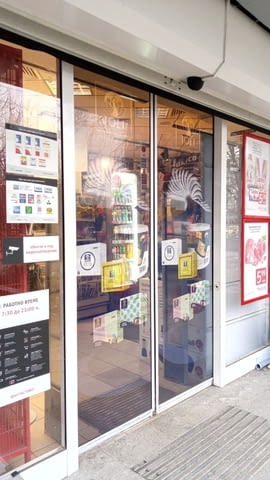 Рекламно, перфо и пясъкоструйно фолио - Монтаж и демонтаж, град София | Рекламни - снимка 11