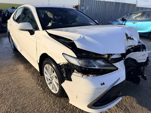 Toyota Camry 2.5 Hybrid AXVH71, двигател A25A-FXS, 218 кс., автоматик, 34 000 км., 2023 г, Тойота Ка - снимка 2